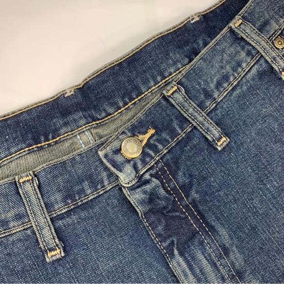 Wrangler Rugged Wear Jeans Relaxed Straight 46x32 NWT - Picture 4 of 12